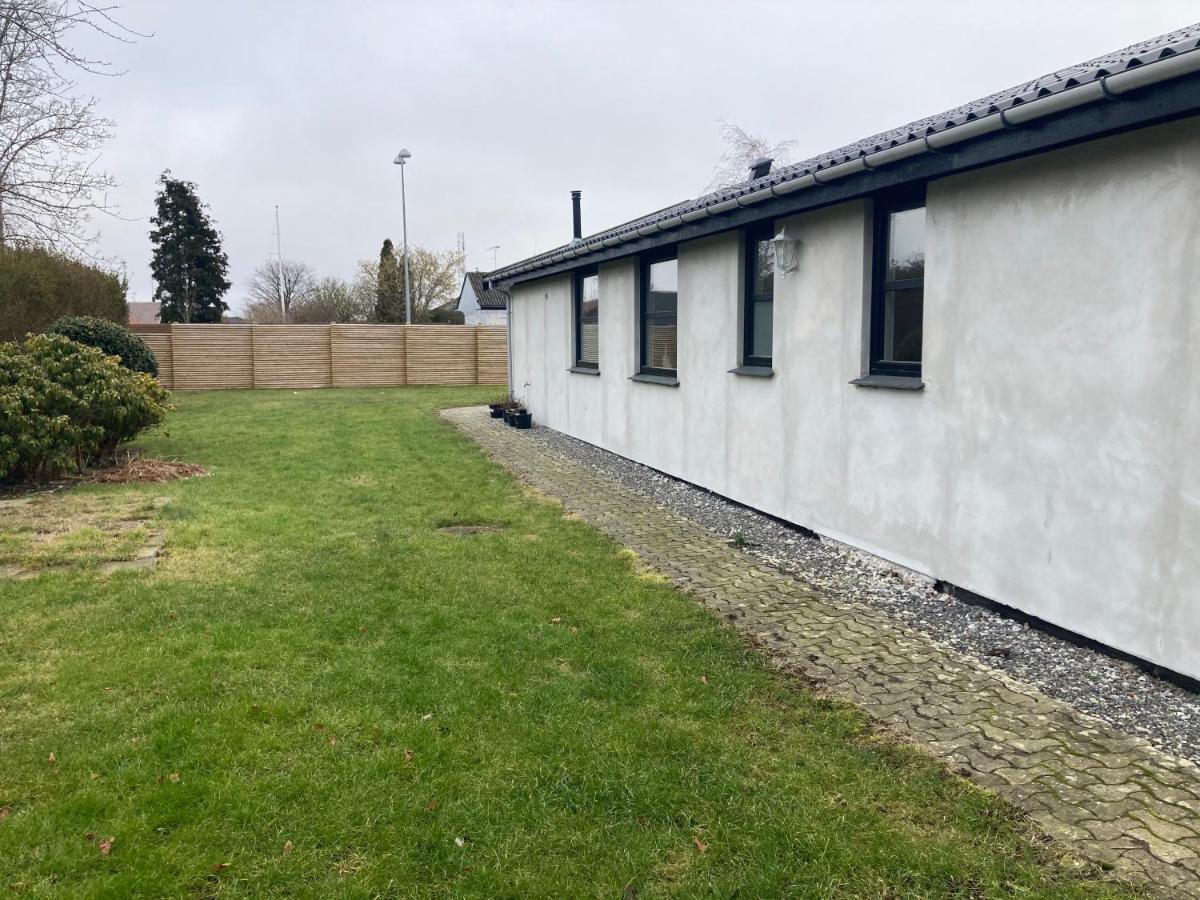Villa Med Private Vaerelser Delt Badevaerelse/Kokken, Viby Sj. 외부 사진