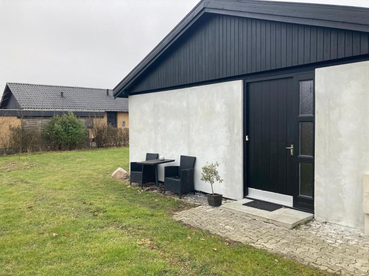 Villa Med Private Vaerelser Delt Badevaerelse/Kokken, Viby Sj. 외부 사진
