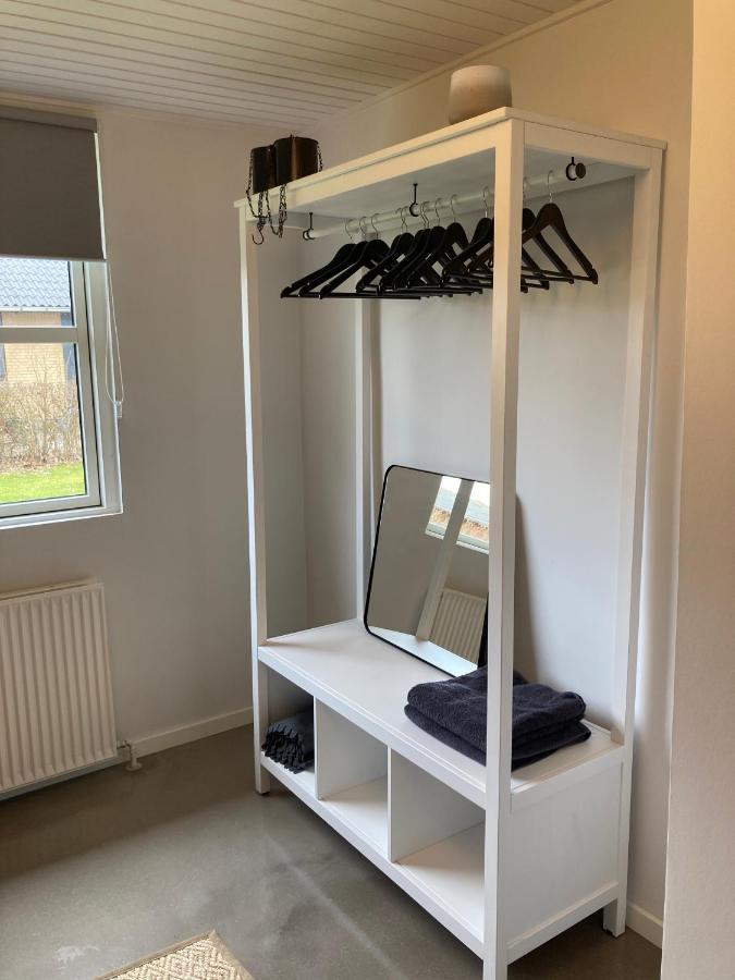 Villa Med Private Vaerelser Delt Badevaerelse/Kokken, Viby Sj. 외부 사진
