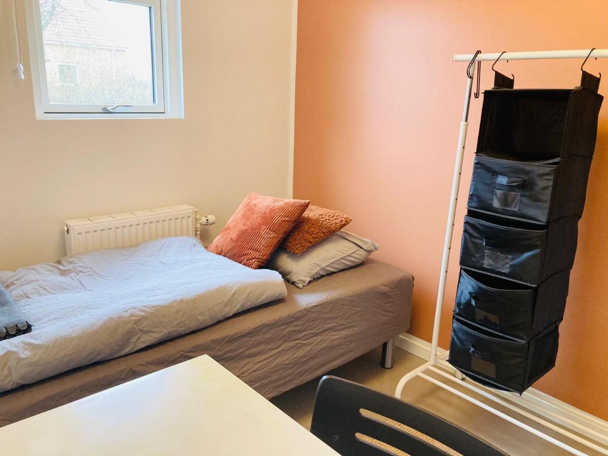 Villa Med Private Vaerelser Delt Badevaerelse/Kokken, Viby Sj. 외부 사진