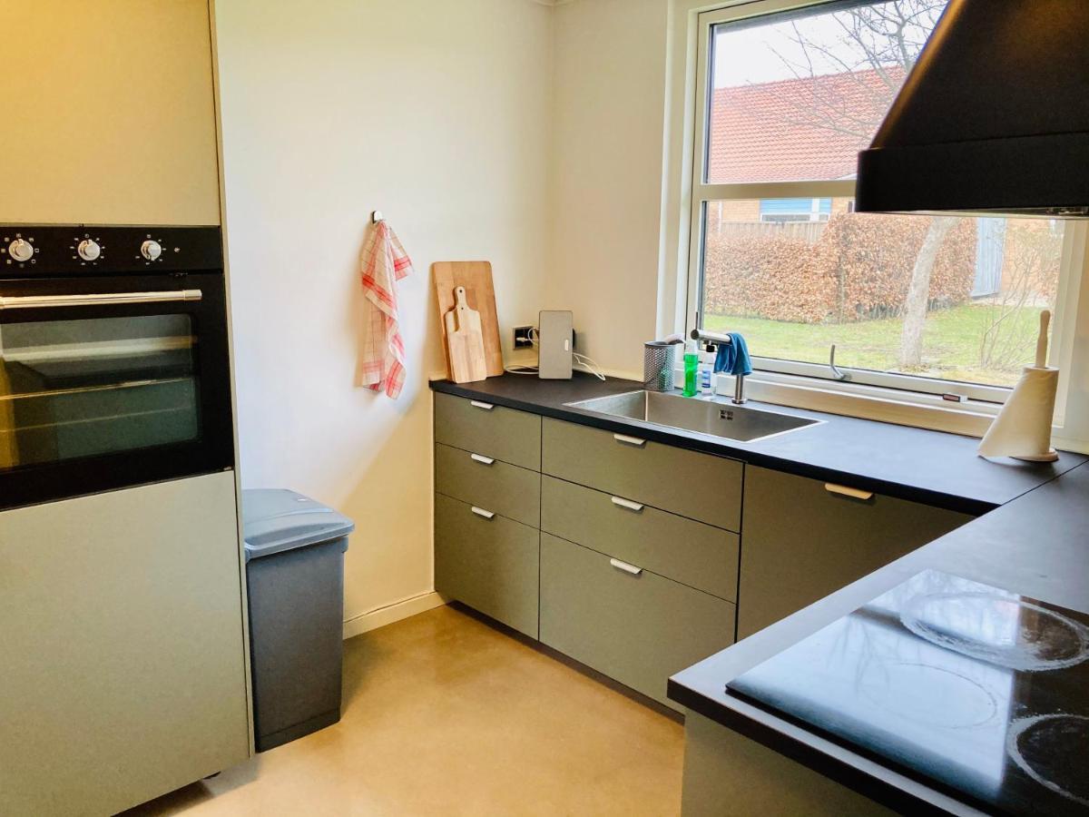 Villa Med Private Vaerelser Delt Badevaerelse/Kokken, Viby Sj. 외부 사진