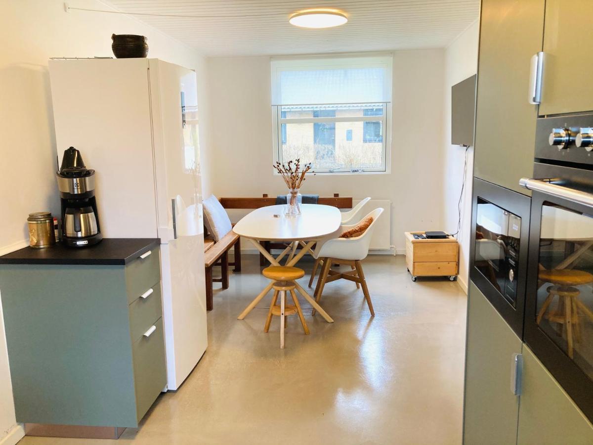 Villa Med Private Vaerelser Delt Badevaerelse/Kokken, Viby Sj. 외부 사진